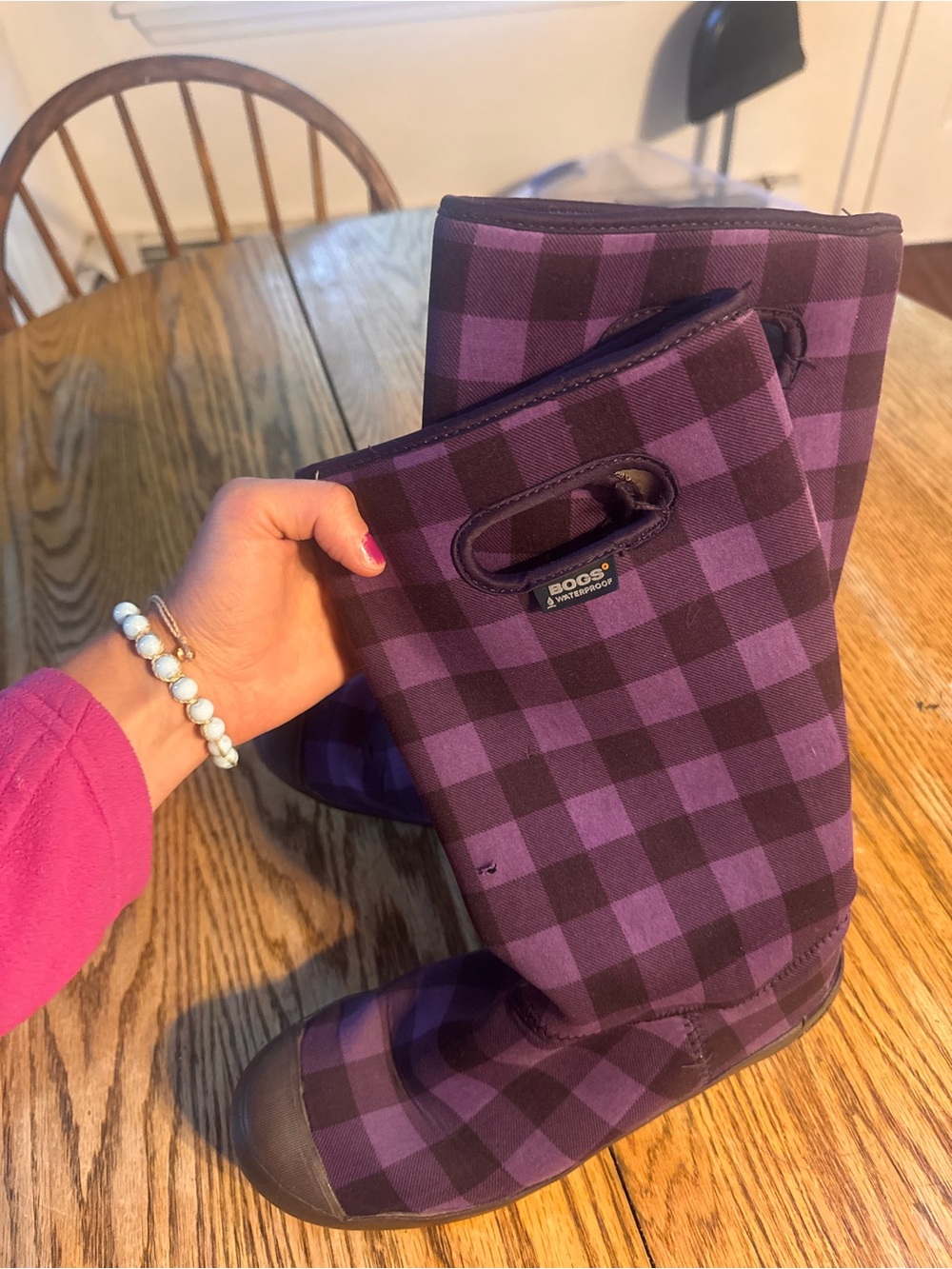 Bogs Purple Plaid Women's Waterproof Pull-On Boots size 9